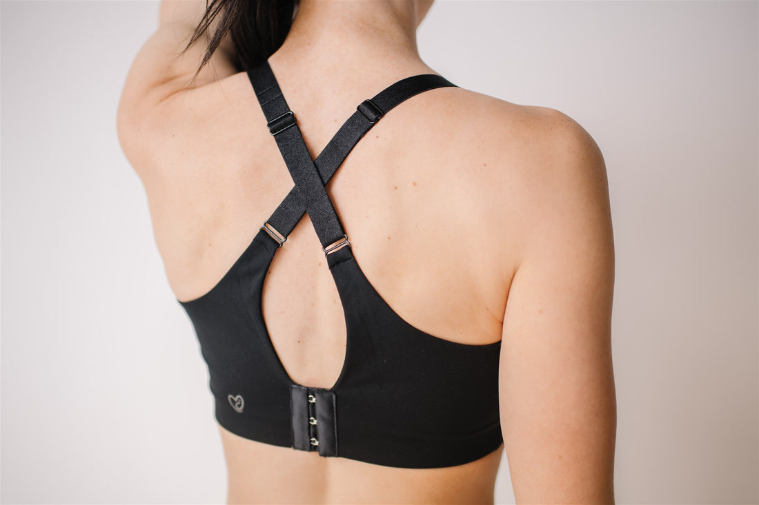 Front-zip nursing sports bra